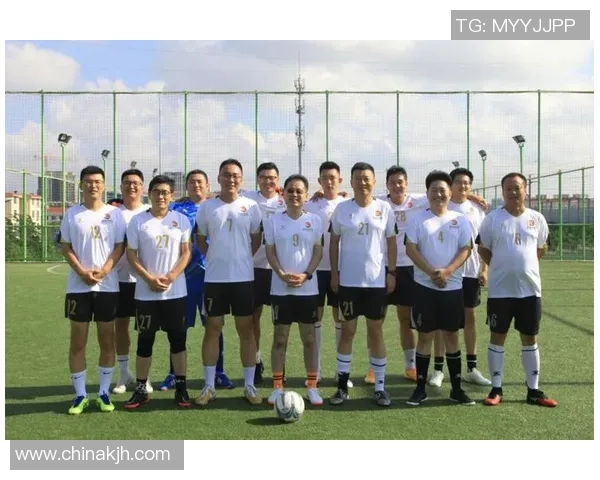 成都足球队个人能力分析:球员素质与团队协作的完美结合