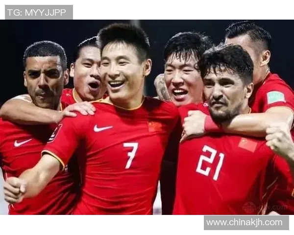 北京足球明星榜单揭晓前十名球员实力分析与成就回顾